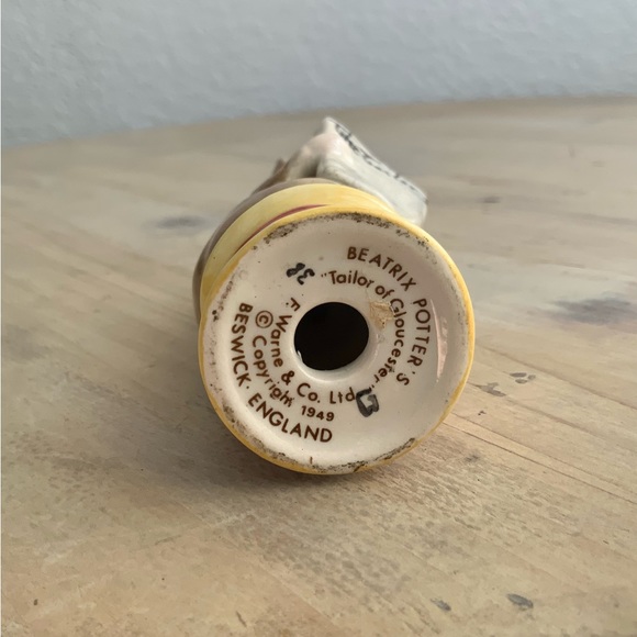 Beatrix Potter’s, Tailor of Gloucester, Figurine, Beswick, England - Picture 5 of 5